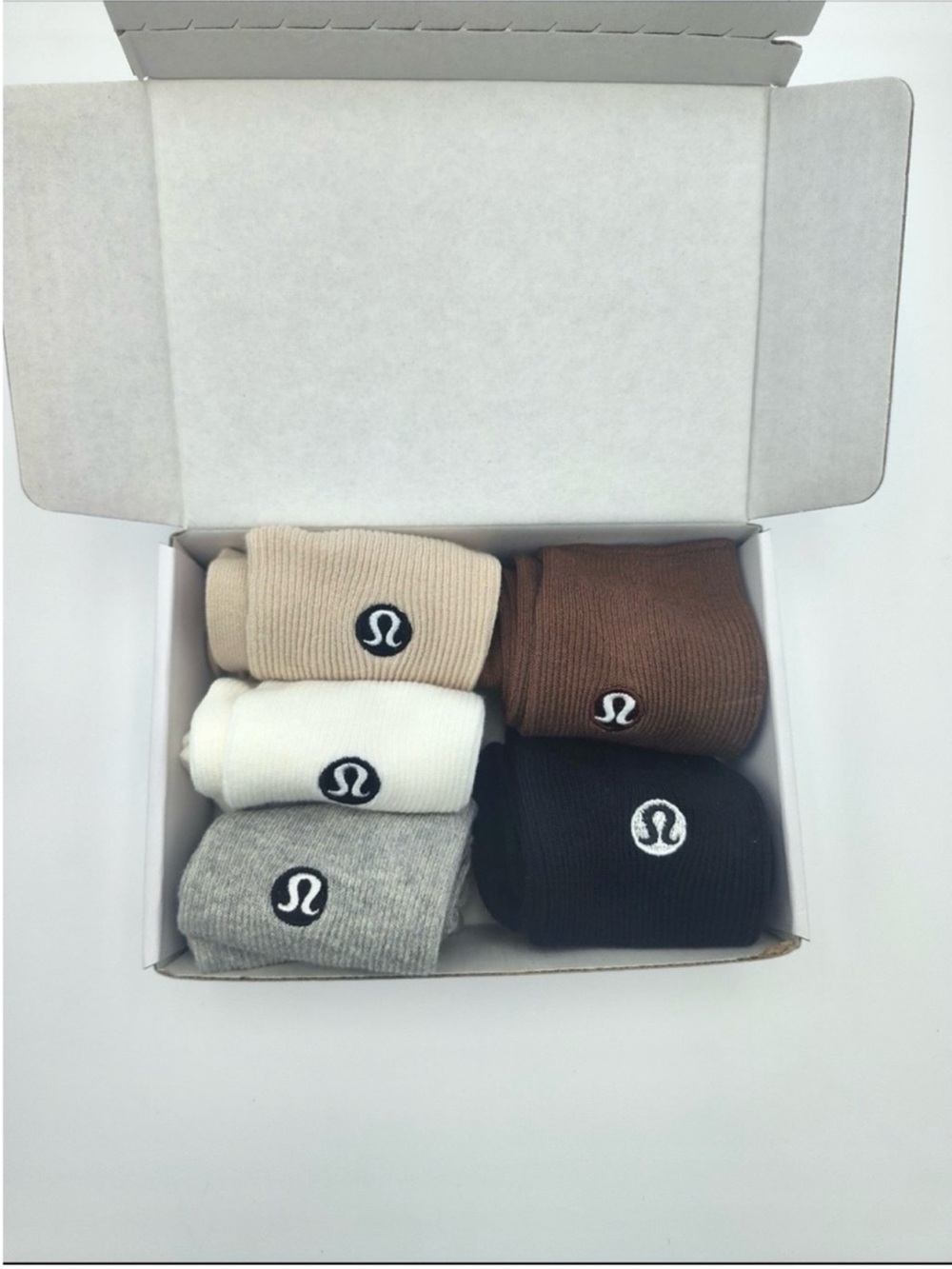 Lululemon 5 Pairs Pack Socks OS